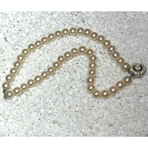 Vintage Double-Strand Faux-Pearl Bracelet with Rhinestone Clasp - Picture 8 of 8